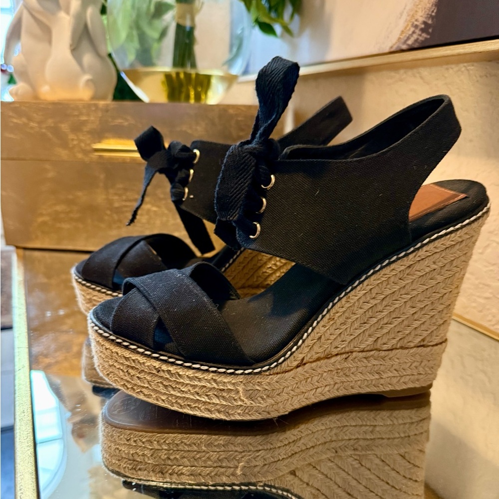***SOLD***Tory Burch Wedge Shoes